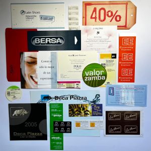Impresiones en general. En papeles, cartulinas y autoadhesivos